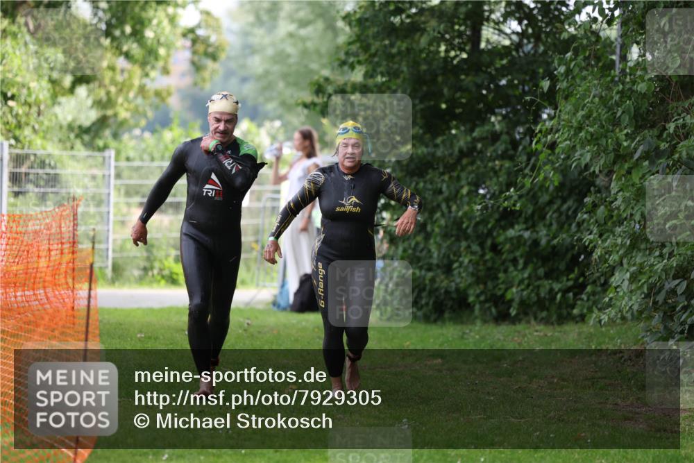15.06.2025 - 7 Türme Triathlon Michael Strokosch http://msf.ph/oto/7929305 15.06.2025 09:34:24 Schwimmen 137, 138, 145, 146, 147, 148 meine-sportfotos.de