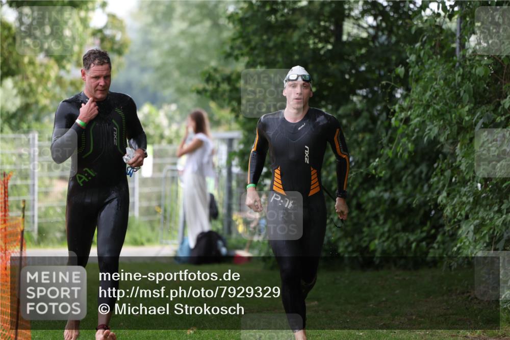 15.06.2025 - 7 Türme Triathlon Michael Strokosch http://msf.ph/oto/7929329 15.06.2025 09:34:40 Schwimmen 137, 138, 145, 146 meine-sportfotos.de
