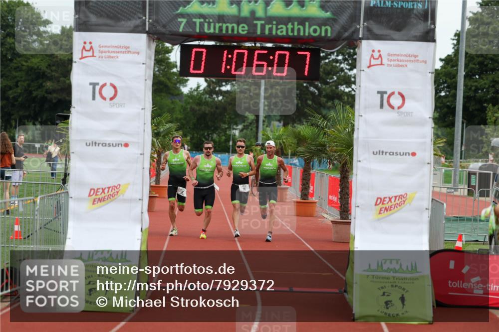 15.06.2025 - 7 Türme Triathlon Michael Strokosch http://msf.ph/oto/7929372 15.06.2025 10:06:08 Ziel 11, 12, 13, 14 meine-sportfotos.de