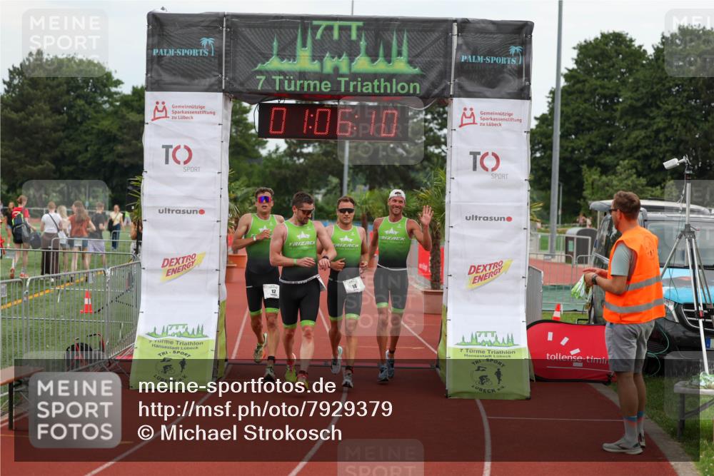 15.06.2025 - 7 Türme Triathlon Michael Strokosch http://msf.ph/oto/7929379 15.06.2025 10:06:10 Ziel 11, 12, 13, 14 meine-sportfotos.de