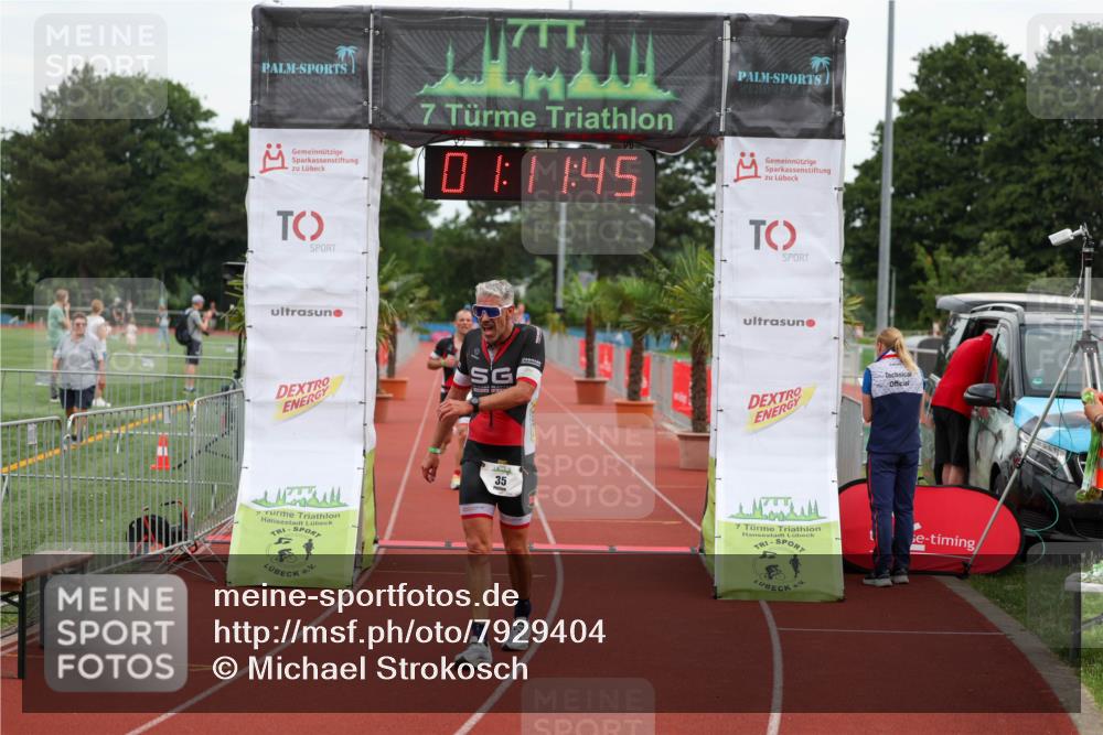 15.06.2025 - 7 Türme Triathlon Michael Strokosch http://msf.ph/oto/7929404 15.06.2025 10:11:46 Ziel 32, 35 meine-sportfotos.de