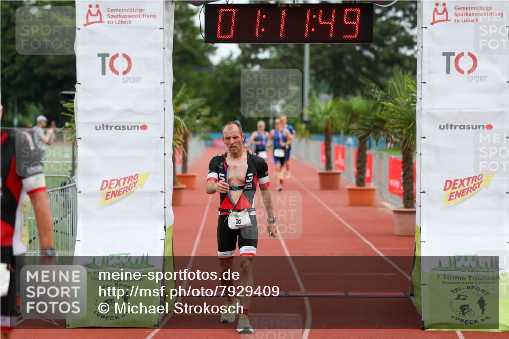 15.06.2025 - 7 Türme Triathlon Michael Strokosch http://msf.ph/oto/7929409 15.06.2025 10:11:49 Ziel 32, 35 meine-sportfotos.de