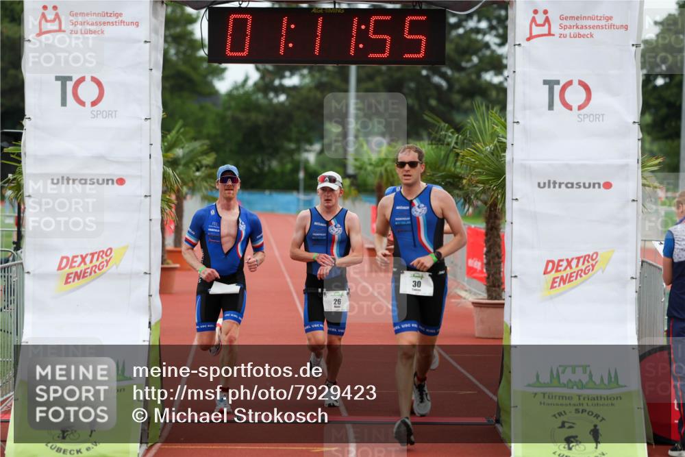 15.06.2025 - 7 Türme Triathlon Michael Strokosch http://msf.ph/oto/7929423 15.06.2025 10:11:56 Ziel 26, 27, 29, 30 meine-sportfotos.de