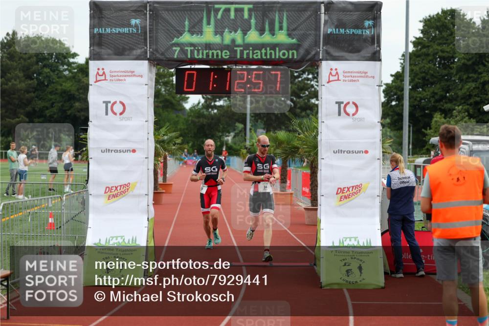 15.06.2025 - 7 Türme Triathlon Michael Strokosch http://msf.ph/oto/7929441 15.06.2025 10:12:57 Ziel 33, 34 meine-sportfotos.de