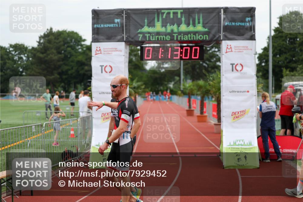 15.06.2025 - 7 Türme Triathlon Michael Strokosch http://msf.ph/oto/7929452 15.06.2025 10:13:01 Ziel 33, 34 meine-sportfotos.de