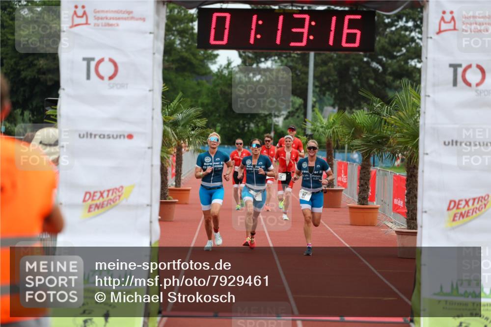 15.06.2025 - 7 Türme Triathlon Michael Strokosch http://msf.ph/oto/7929461 15.06.2025 10:13:17 Ziel 73, 81, 82, 83 meine-sportfotos.de