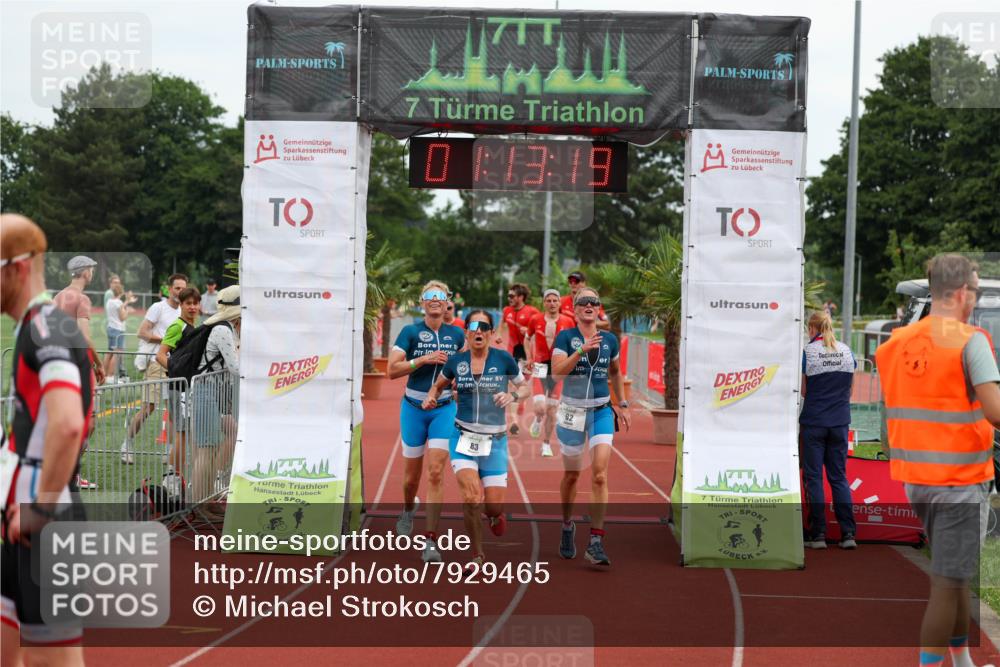 15.06.2025 - 7 Türme Triathlon Michael Strokosch http://msf.ph/oto/7929465 15.06.2025 10:13:20 Ziel 71, 72, 73, 75, 81, 82, 83 meine-sportfotos.de