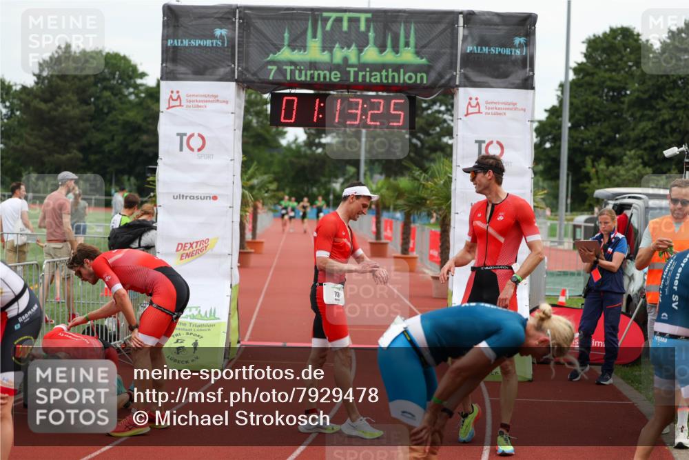 15.06.2025 - 7 Türme Triathlon Michael Strokosch http://msf.ph/oto/7929478 15.06.2025 10:13:26 Ziel 71, 72, 73, 75, 81, 82, 83 meine-sportfotos.de
