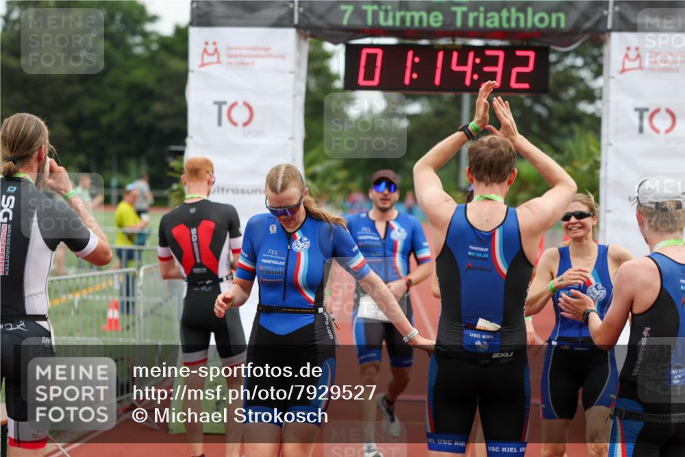15.06.2025 - 7 Türme Triathlon Michael Strokosch http://msf.ph/oto/7929527 15.06.2025 10:14:33 Ziel 28, 102, 103, 104 meine-sportfotos.de