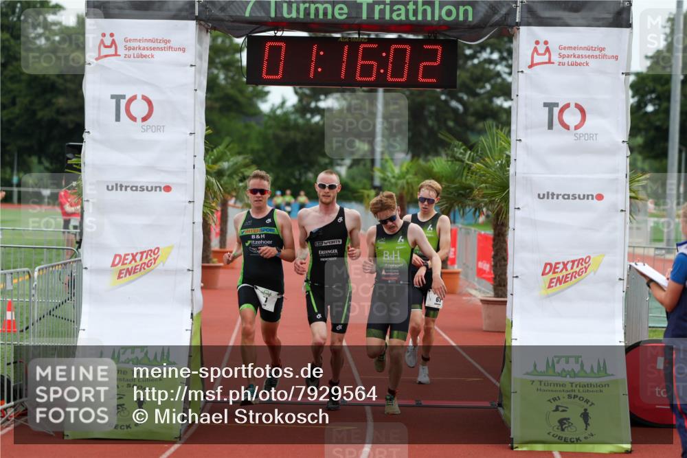 15.06.2025 - 7 Türme Triathlon Michael Strokosch http://msf.ph/oto/7929564 15.06.2025 10:16:02 Ziel 61, 63, 64, 65, 100 meine-sportfotos.de
