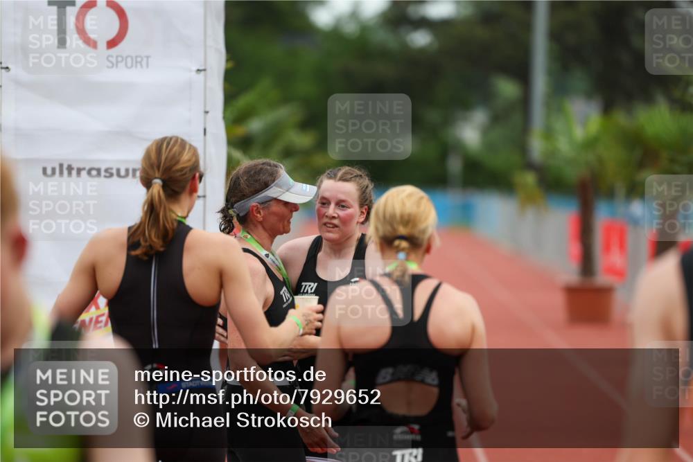 15.06.2025 - 7 Türme Triathlon Michael Strokosch http://msf.ph/oto/7929652 15.06.2025 10:19:54 Ziel 98 meine-sportfotos.de