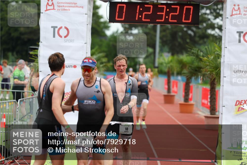 15.06.2025 - 7 Türme Triathlon Michael Strokosch http://msf.ph/oto/7929718 15.06.2025 10:23:21 Ziel 16, 17, 18, 19 meine-sportfotos.de