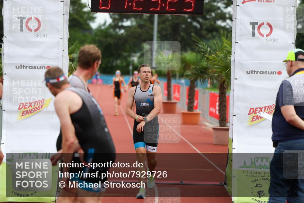 15.06.2025 - 7 Türme Triathlon Michael Strokosch http://msf.ph/oto/7929726 15.06.2025 10:23:24 Ziel 16, 17, 18, 19 meine-sportfotos.de