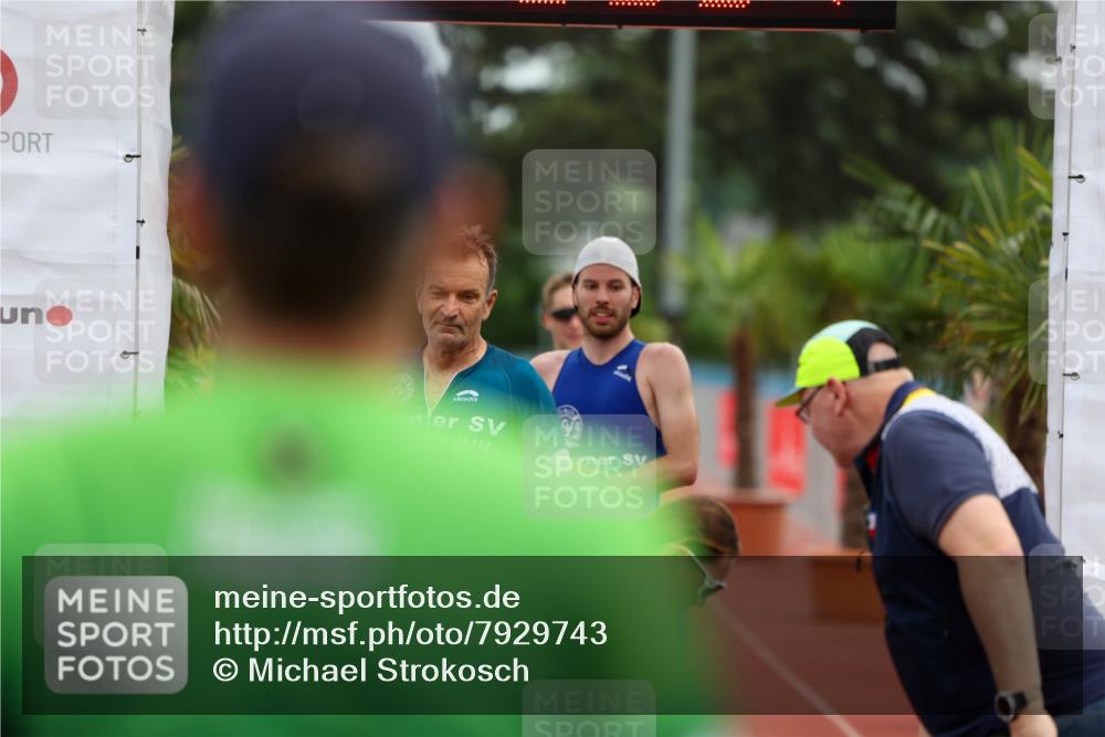 15.06.2025 - 7 Türme Triathlon Michael Strokosch http://msf.ph/oto/7929743 15.06.2025 10:23:52 Ziel 1, 2, 4, 5, 45 meine-sportfotos.de