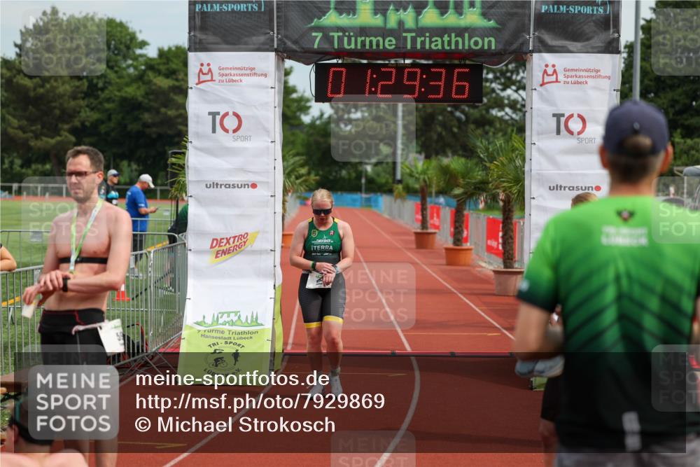 15.06.2025 - 7 Türme Triathlon Michael Strokosch http://msf.ph/oto/7929869 15.06.2025 10:29:37 Ziel 152 meine-sportfotos.de