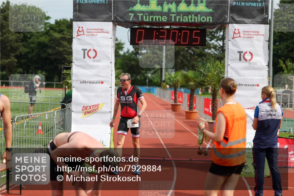 15.06.2025 - 7 Türme Triathlon Michael Strokosch http://msf.ph/oto/7929884 15.06.2025 10:30:06 Ziel 80 meine-sportfotos.de