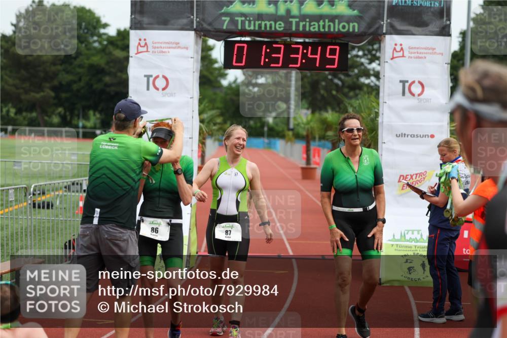 15.06.2025 - 7 Türme Triathlon Michael Strokosch http://msf.ph/oto/7929984 15.06.2025 10:33:49 Ziel 85, 86, 87 meine-sportfotos.de