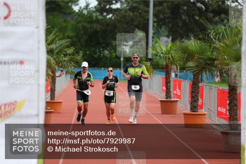 15.06.2025 - 7 Türme Triathlon Michael Strokosch http://msf.ph/oto/7929987 15.06.2025 10:34:49 Ziel 146 meine-sportfotos.de