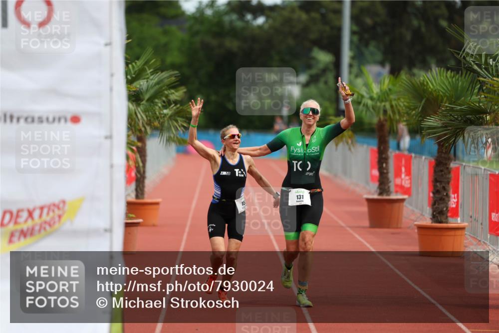 15.06.2025 - 7 Türme Triathlon Michael Strokosch http://msf.ph/oto/7930024 15.06.2025 10:35:36 Ziel 131, 153 meine-sportfotos.de