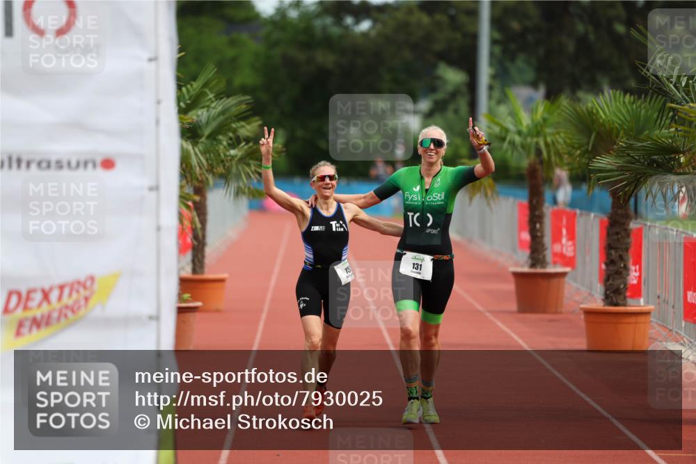 15.06.2025 - 7 Türme Triathlon Michael Strokosch http://msf.ph/oto/7930025 15.06.2025 10:35:36 Ziel 131, 153 meine-sportfotos.de