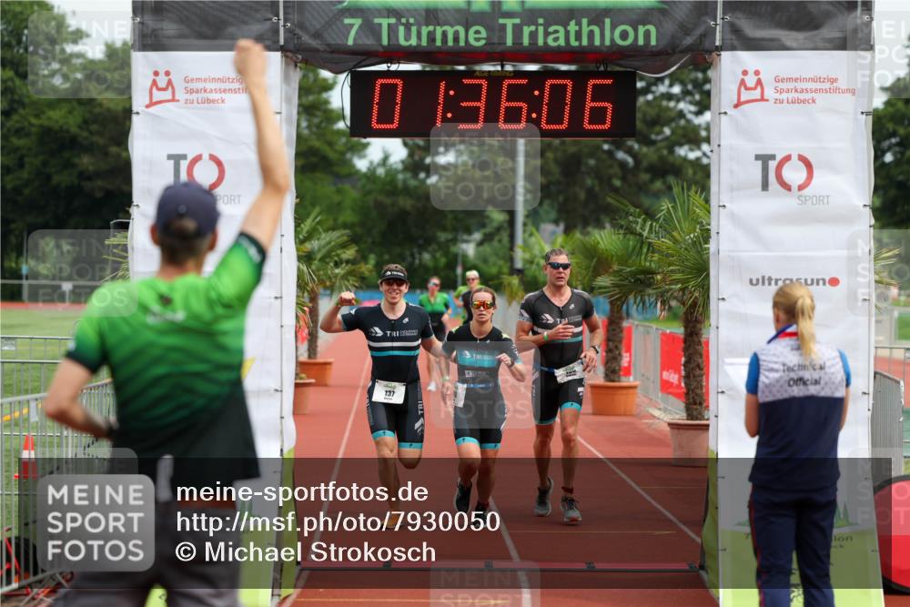 15.06.2025 - 7 Türme Triathlon Michael Strokosch http://msf.ph/oto/7930050 15.06.2025 10:36:06 Ziel 137, 138, 140 meine-sportfotos.de
