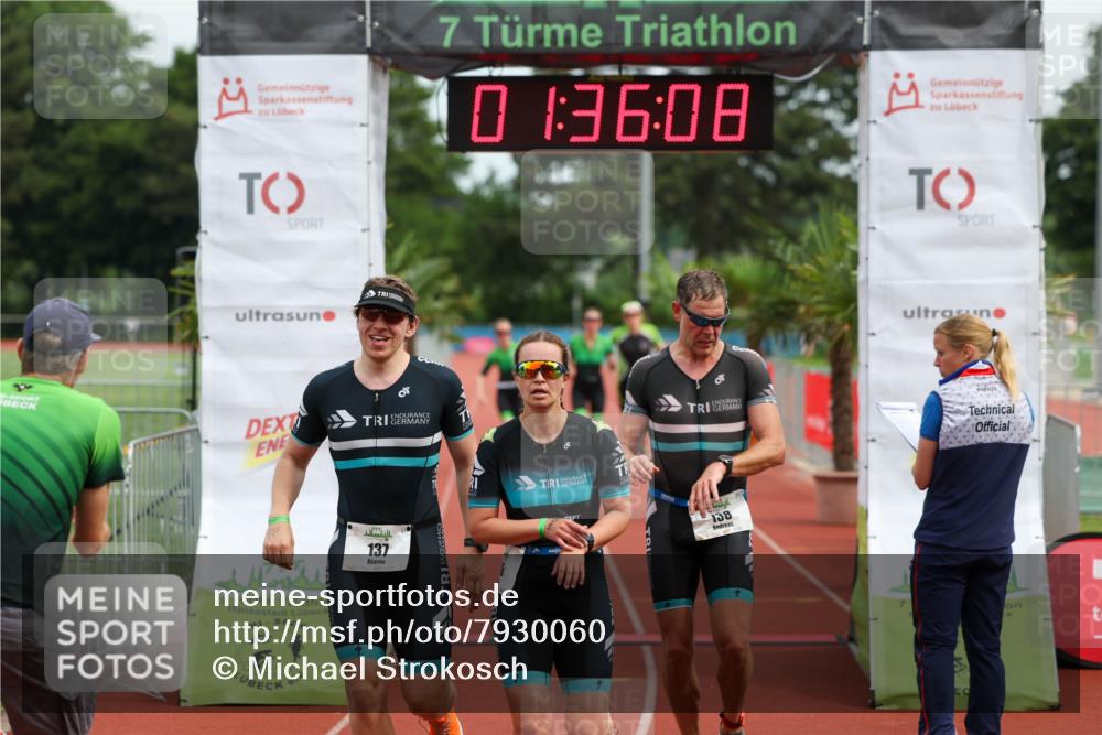 15.06.2025 - 7 Türme Triathlon Michael Strokosch http://msf.ph/oto/7930060 15.06.2025 10:36:09 Ziel 126, 127, 128, 137, 138, 140 meine-sportfotos.de