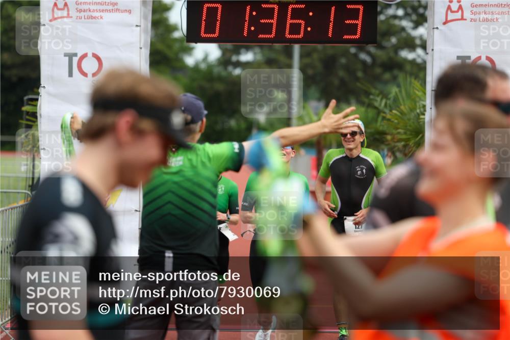15.06.2025 - 7 Türme Triathlon Michael Strokosch http://msf.ph/oto/7930069 15.06.2025 10:36:13 Ziel 126, 127, 128, 137, 138, 140 meine-sportfotos.de