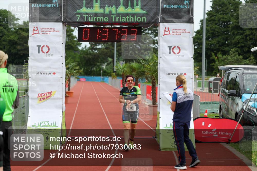 15.06.2025 - 7 Türme Triathlon Michael Strokosch http://msf.ph/oto/7930083 15.06.2025 10:37:34 Ziel 145 meine-sportfotos.de