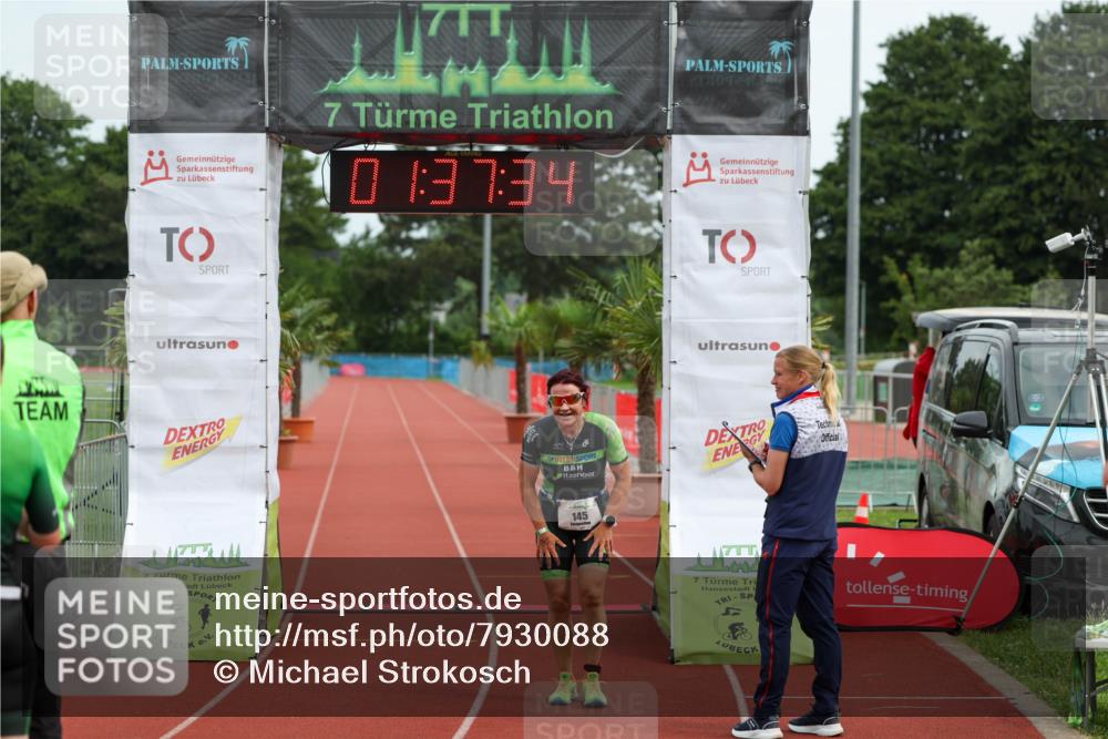 15.06.2025 - 7 Türme Triathlon Michael Strokosch http://msf.ph/oto/7930088 15.06.2025 10:37:35 Ziel 145 meine-sportfotos.de