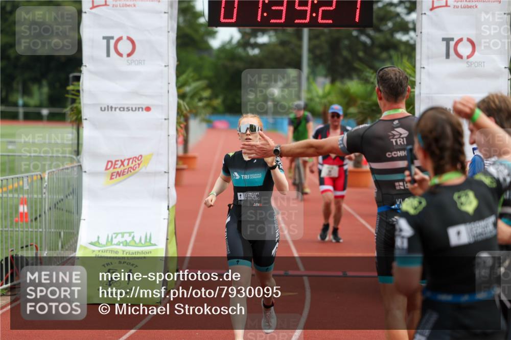 15.06.2025 - 7 Türme Triathlon Michael Strokosch http://msf.ph/oto/7930095 15.06.2025 10:39:21 Ziel 77, 139 meine-sportfotos.de