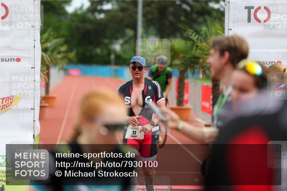 15.06.2025 - 7 Türme Triathlon Michael Strokosch http://msf.ph/oto/7930100 15.06.2025 10:39:24 Ziel 77, 139 meine-sportfotos.de