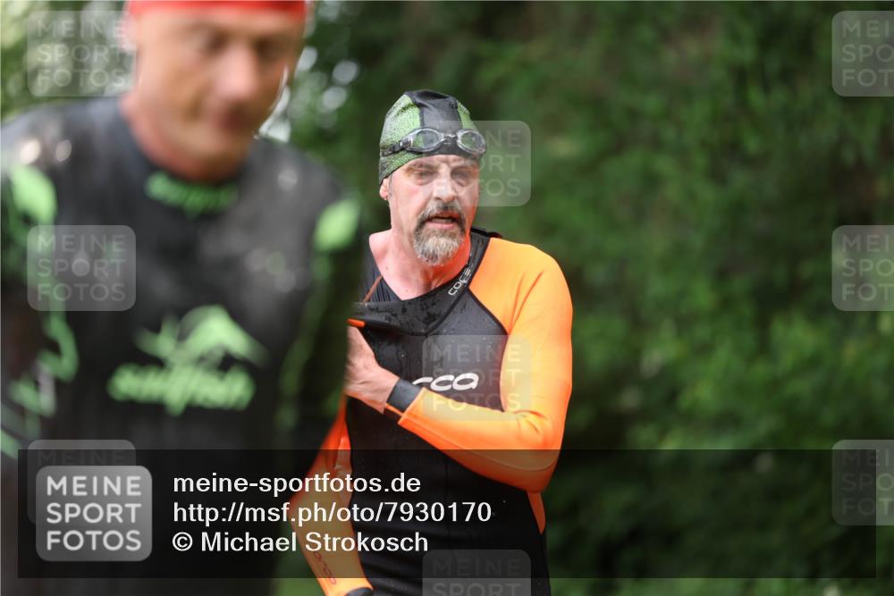 15.06.2025 - 7 Türme Triathlon Michael Strokosch http://msf.ph/oto/7930170 15.06.2025 12:22:59 Schwimmen 353, 376, 436, 440, 495, 506, 546, 598, 681 meine-sportfotos.de