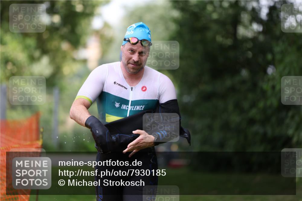 15.06.2025 - 7 Türme Triathlon Michael Strokosch http://msf.ph/oto/7930185 15.06.2025 12:23:03 Schwimmen 353, 376, 436, 495, 506, 546, 598, 681 meine-sportfotos.de
