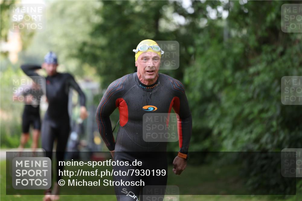 15.06.2025 - 7 Türme Triathlon Michael Strokosch http://msf.ph/oto/7930199 15.06.2025 12:23:09 Schwimmen 353, 376, 422, 436, 474, 495, 506, 546, 606, 681 meine-sportfotos.de