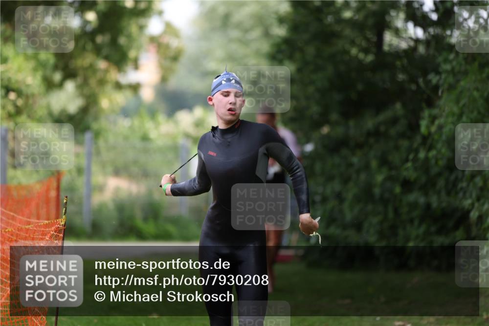 15.06.2025 - 7 Türme Triathlon Michael Strokosch http://msf.ph/oto/7930208 15.06.2025 12:23:11 Schwimmen 353, 376, 422, 436, 474, 495, 506, 546, 606, 681 meine-sportfotos.de