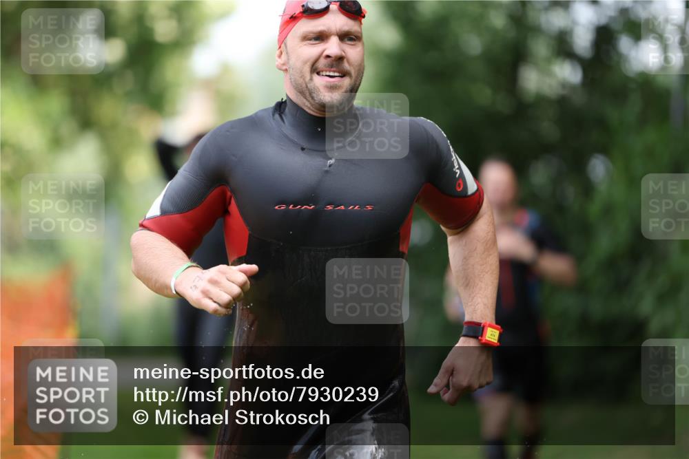 15.06.2025 - 7 Türme Triathlon Michael Strokosch http://msf.ph/oto/7930239 15.06.2025 12:23:24 Schwimmen 388, 422, 436, 457, 474, 541, 546, 558, 606, 639 meine-sportfotos.de