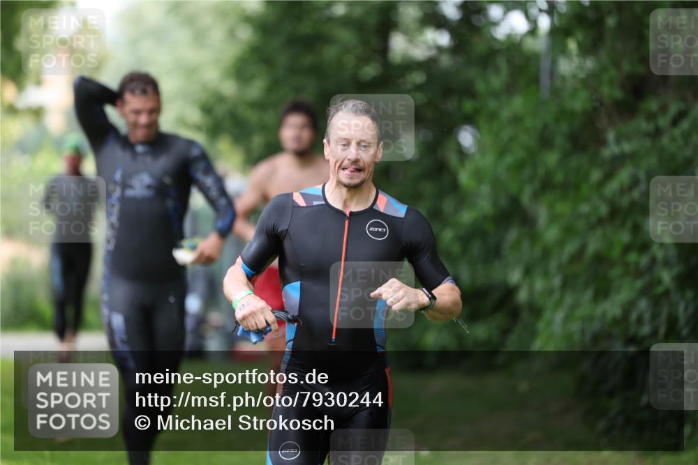15.06.2025 - 7 Türme Triathlon Michael Strokosch http://msf.ph/oto/7930244 15.06.2025 12:23:26 Schwimmen 388, 422, 457, 474, 541, 546, 558, 606, 639 meine-sportfotos.de