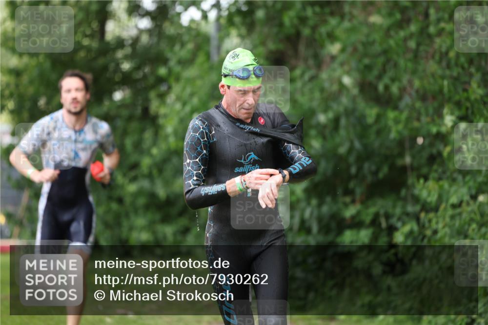15.06.2025 - 7 Türme Triathlon Michael Strokosch http://msf.ph/oto/7930262 15.06.2025 12:23:33 Schwimmen 388, 422, 457, 467, 474, 541, 558, 582, 606, 639 meine-sportfotos.de