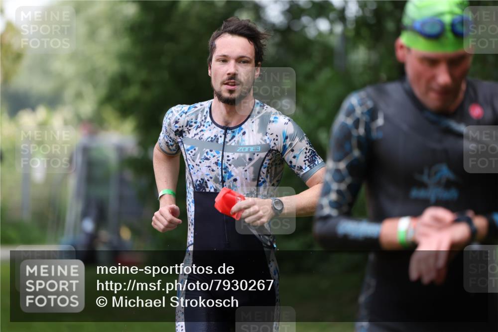 15.06.2025 - 7 Türme Triathlon Michael Strokosch http://msf.ph/oto/7930267 15.06.2025 12:23:34 Schwimmen 388, 422, 457, 467, 474, 541, 558, 582, 606, 639 meine-sportfotos.de