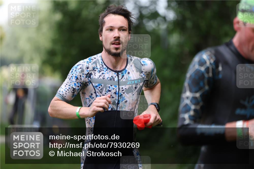 15.06.2025 - 7 Türme Triathlon Michael Strokosch http://msf.ph/oto/7930269 15.06.2025 12:23:35 Schwimmen 388, 422, 457, 467, 474, 541, 558, 582, 606, 639 meine-sportfotos.de