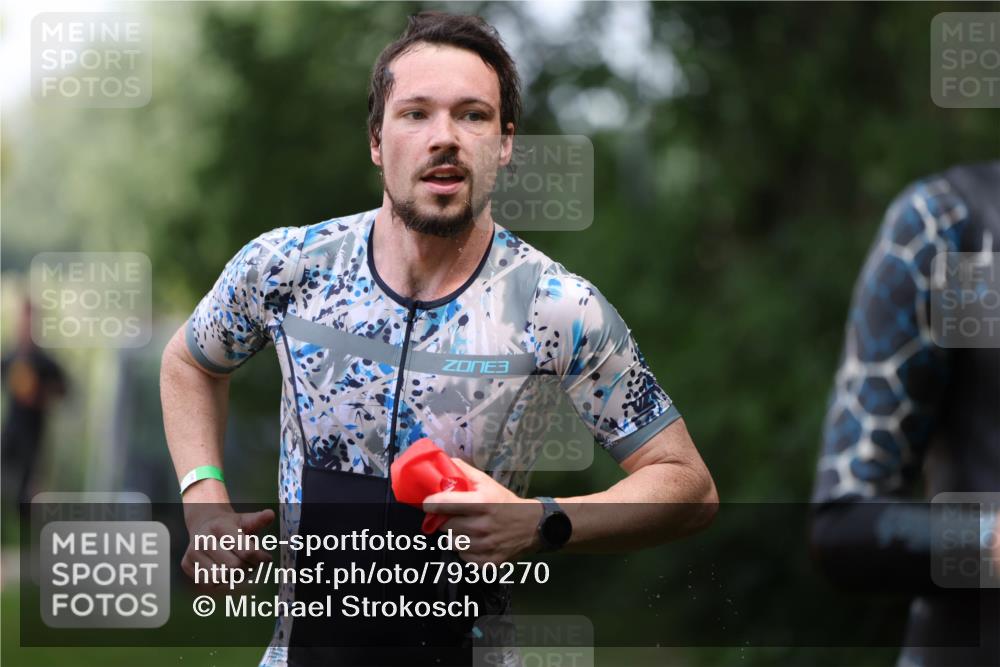 15.06.2025 - 7 Türme Triathlon Michael Strokosch http://msf.ph/oto/7930270 15.06.2025 12:23:35 Schwimmen 388, 422, 457, 467, 474, 541, 558, 582, 606, 639 meine-sportfotos.de