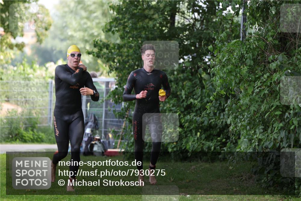 15.06.2025 - 7 Türme Triathlon Michael Strokosch http://msf.ph/oto/7930275 15.06.2025 12:23:38 Schwimmen 388, 457, 467, 541, 558, 580, 582, 606, 639 meine-sportfotos.de