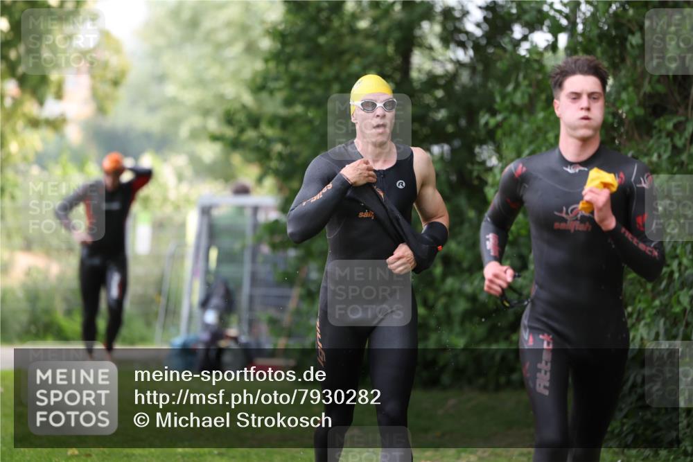 15.06.2025 - 7 Türme Triathlon Michael Strokosch http://msf.ph/oto/7930282 15.06.2025 12:23:40 Schwimmen 388, 457, 467, 541, 558, 580, 582, 639 meine-sportfotos.de