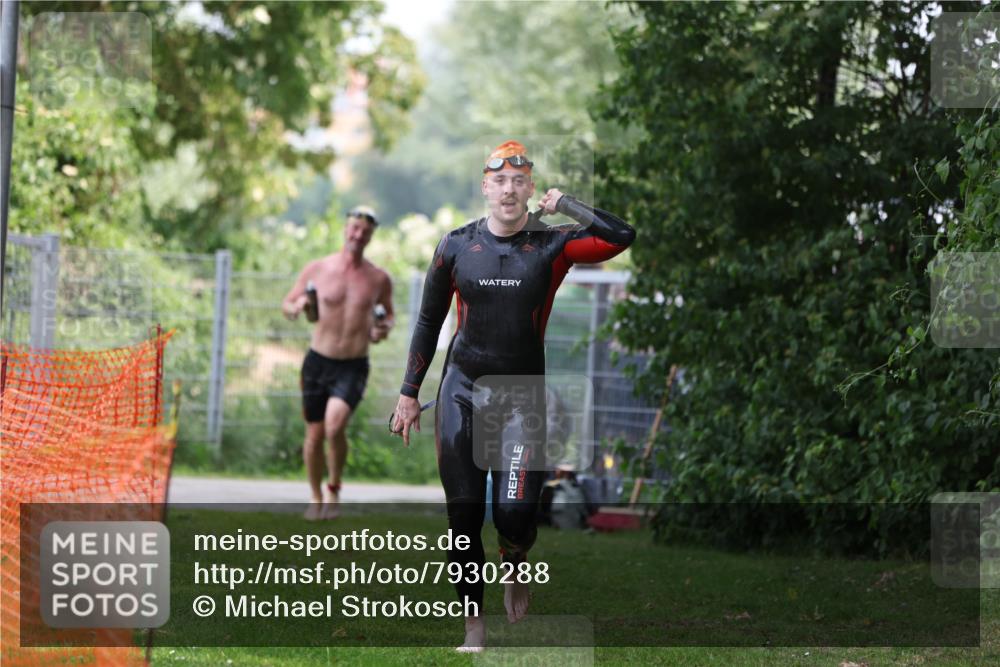 15.06.2025 - 7 Türme Triathlon Michael Strokosch http://msf.ph/oto/7930288 15.06.2025 12:23:43 Schwimmen 388, 457, 467, 541, 580, 582, 639 meine-sportfotos.de