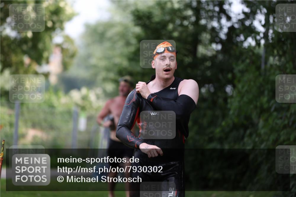 15.06.2025 - 7 Türme Triathlon Michael Strokosch http://msf.ph/oto/7930302 15.06.2025 12:23:46 Schwimmen 457, 467, 541, 580, 582, 639 meine-sportfotos.de