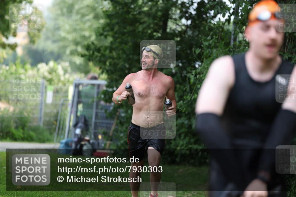 15.06.2025 - 7 Türme Triathlon Michael Strokosch http://msf.ph/oto/7930303 15.06.2025 12:23:47 Schwimmen 467, 541, 580, 582, 639 meine-sportfotos.de