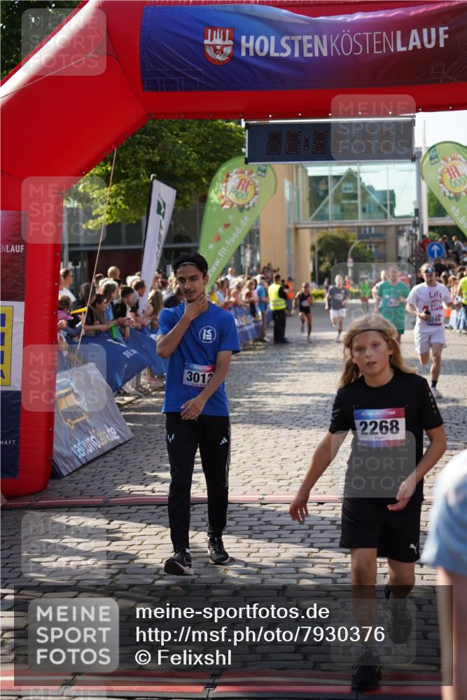13.06.2025 - Holstenköstenlauf Felixshl http://msf.ph/oto/7930376 13.06.2025 17:55:49 Laufen 2006, 2268, 2547, 2781, 3012, 3249, 3633, 3757, 3821 meine-sportfotos.de
