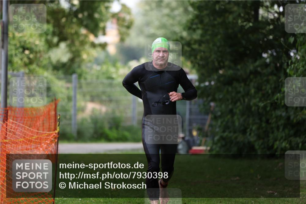 15.06.2025 - 7 Türme Triathlon Michael Strokosch http://msf.ph/oto/7930398 15.06.2025 12:24:42 Schwimmen 361, 432 meine-sportfotos.de