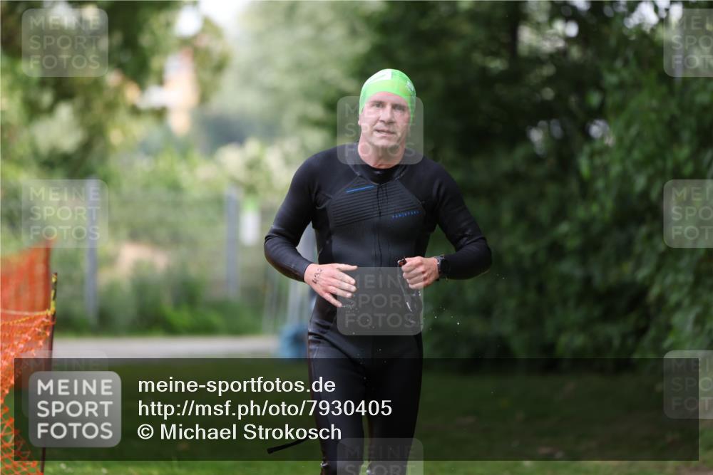 15.06.2025 - 7 Türme Triathlon Michael Strokosch http://msf.ph/oto/7930405 15.06.2025 12:24:43 Schwimmen 361, 432 meine-sportfotos.de