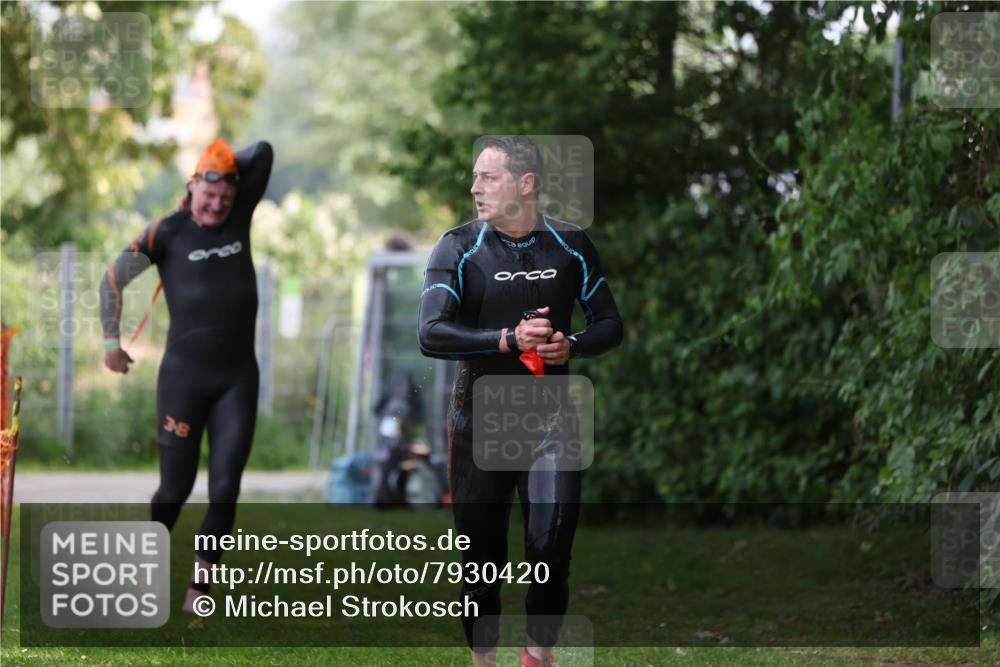 15.06.2025 - 7 Türme Triathlon Michael Strokosch http://msf.ph/oto/7930420 15.06.2025 12:25:24 Schwimmen 379, 441, 587, 663 meine-sportfotos.de